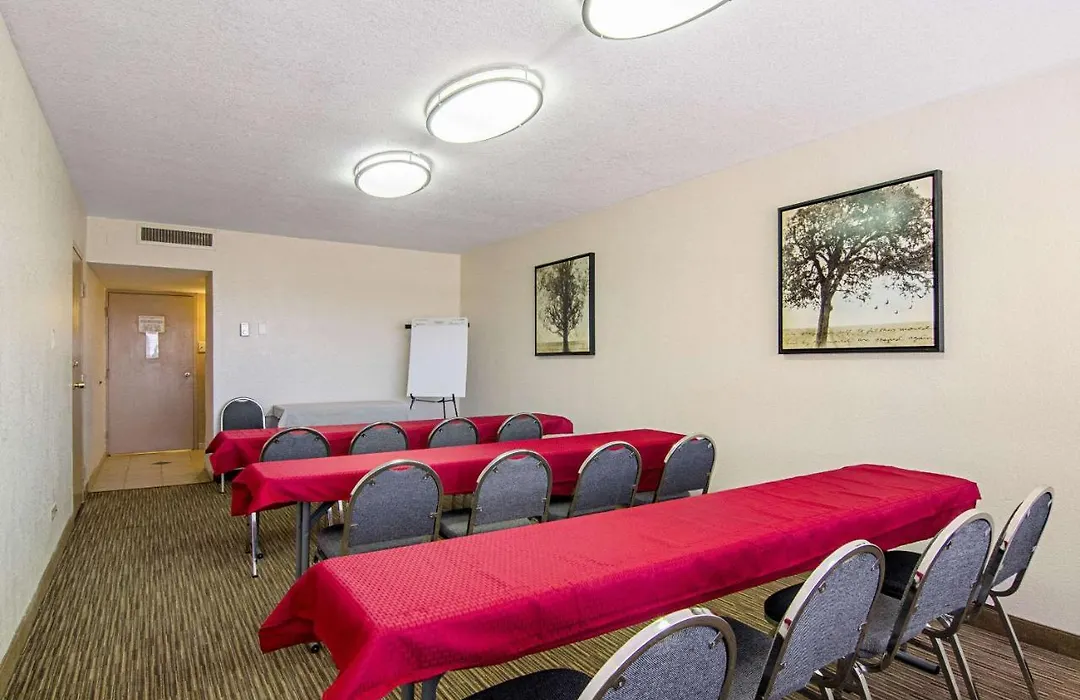 Quality Inn & Suites Denver Stapleton-1