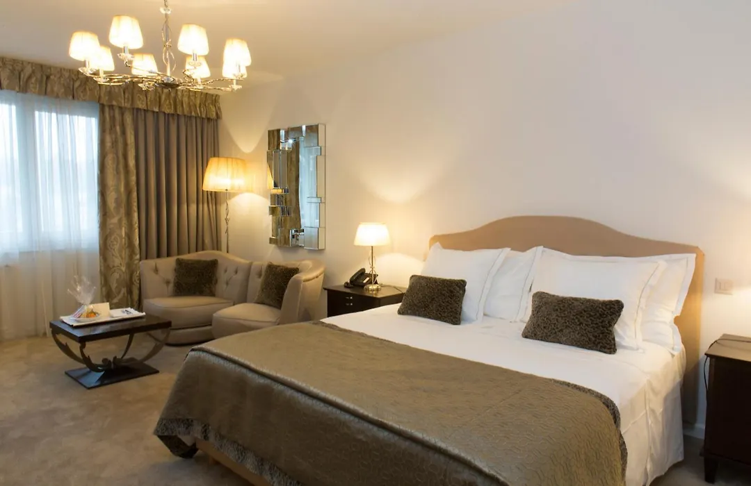 Hotel Adriatica-1