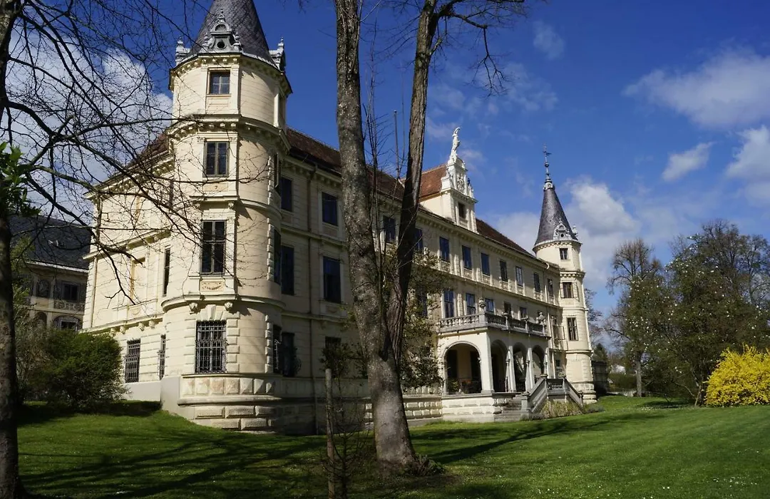 Schloss Puchberg-1