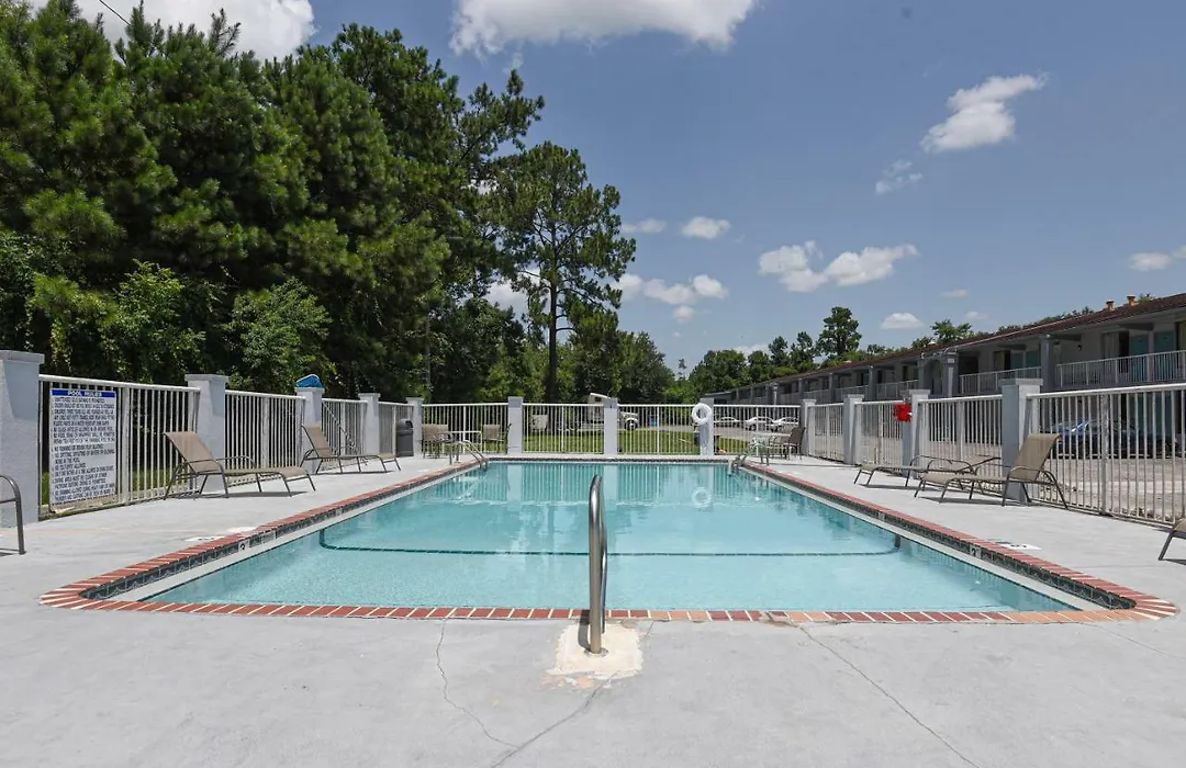 Hotel Valdosta Ga I-75 & Us-221 N Hwy-1