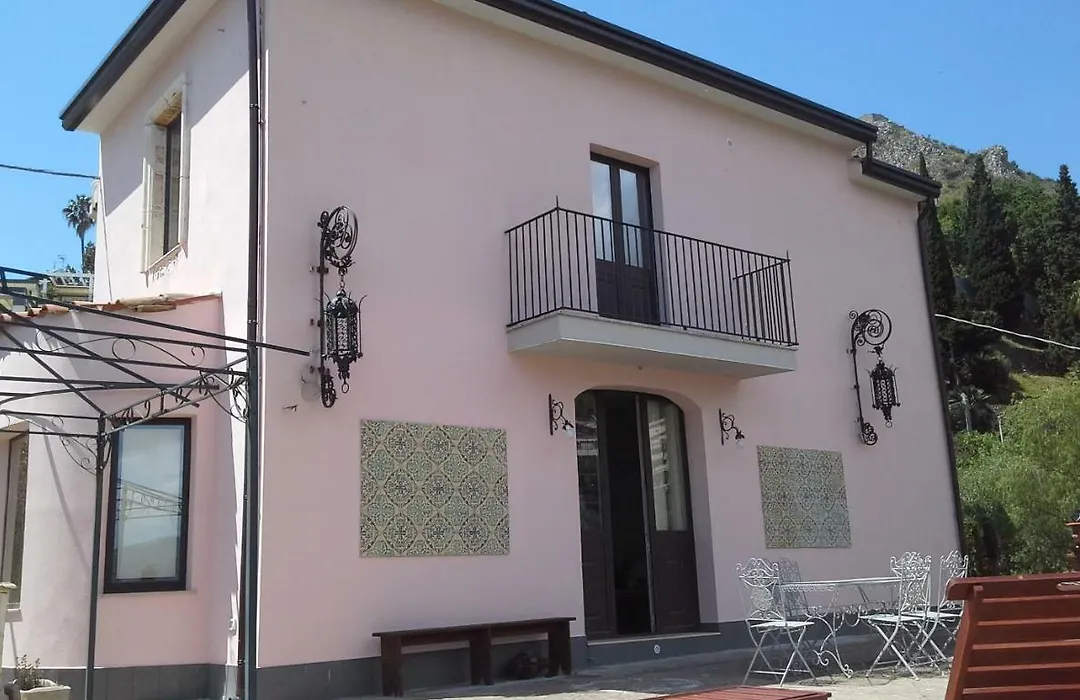 La Cage Aux Folles B&B-1