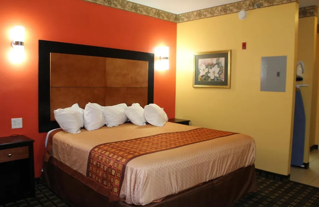 Magnolia Inn And Suites Southaven-1