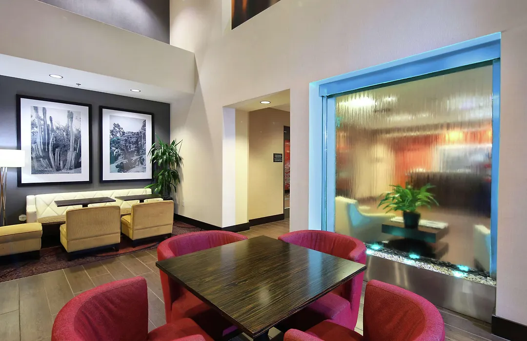 Hampton Inn & Suites Phoenix/Tempe-1