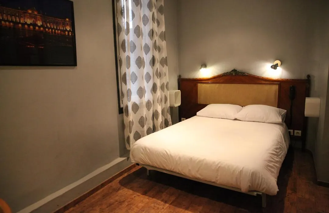 Arnaud Bernard Hôtel-1