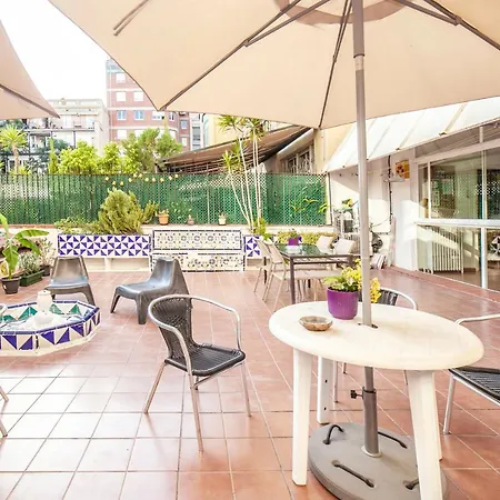 Fabrizzios Terrace Hostel-3
