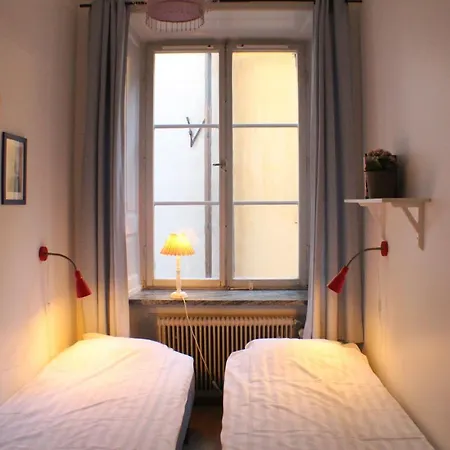 Castanea Old Town Hostel-2