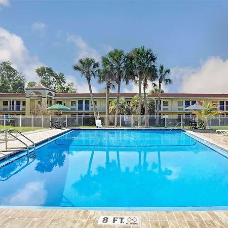 Days Inn By Wyndham Jacksonville South Memorial Hospital-2