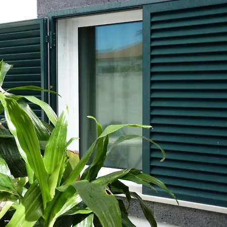 Azores Holidays House -B&B - Suites - Self Check-In Keyboard-3