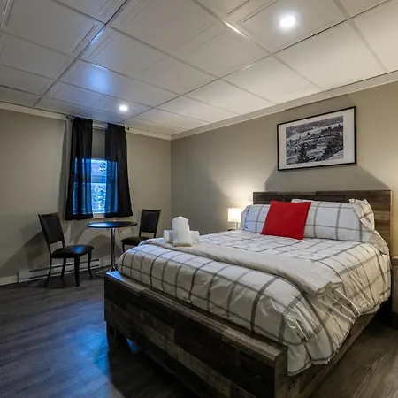 The Cache Hotel And Lodgings-3