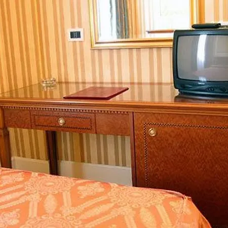 Hotel Daniela-3