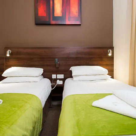 Marble Arch Inn-2