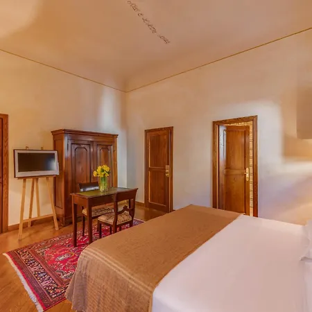 Boutique Hotel In Piazza Della Signoria-2