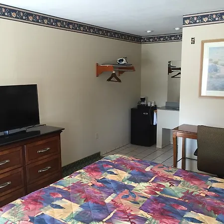 Budget Inn Of Lodi-3