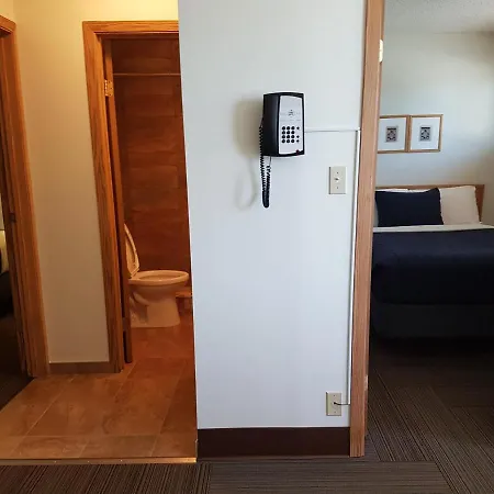 Pines Motel-2