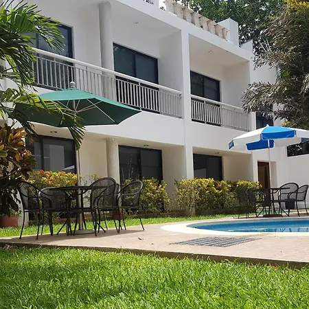 Hotel Holly-2