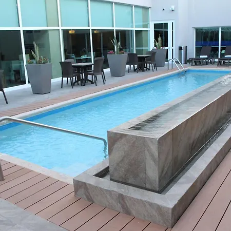 Hampton Inn By Hilton Hermosillo-3