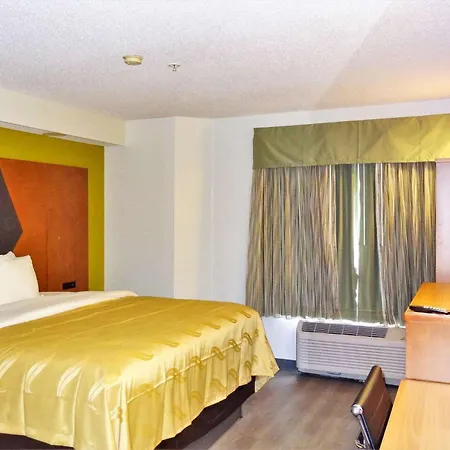 Quality Inn & Suites Raleigh North-3