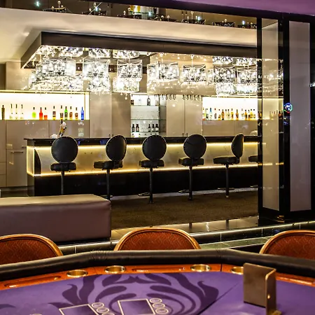Avani Windhoek Hotel & Casino-3