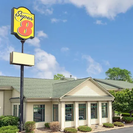 Super 8 By Wyndham Hudson-3