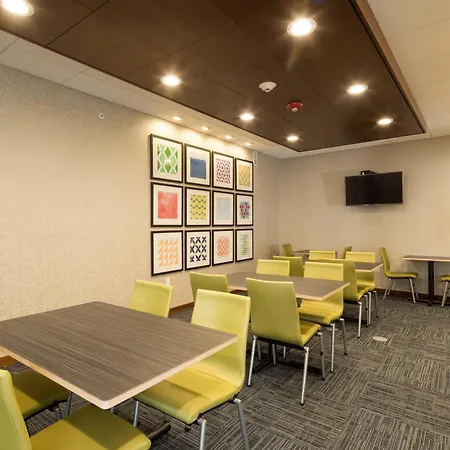 Holiday Inn Express & Suites - Auburn By Ihg-2