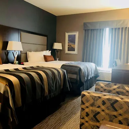 Wingate By Wyndham Kamloops-2