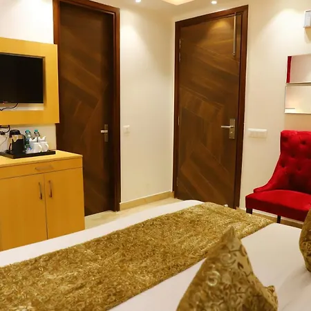 Hotel Malbork Inn Rajouri Garden Delhi - Couple Friendly Local Ids Accepted-3
