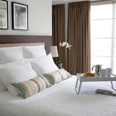 Sandy Beach Hotel & Spa-3