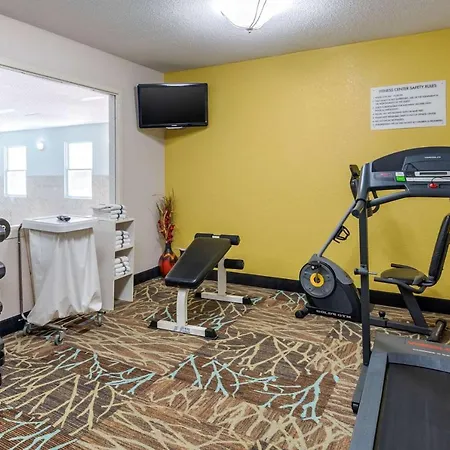 Quality Suites Kansas City International Airport-2