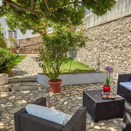 Villa Giardini Luxury Room-2