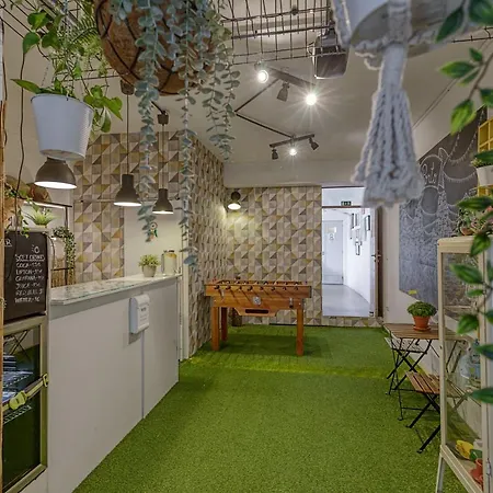 Travel&Live Hostel-2