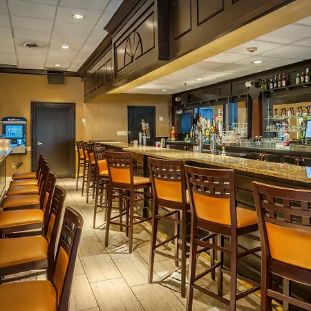 Best Western Plus Strongsville Cleveland-2