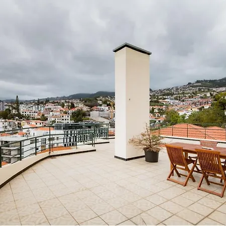 A Ver O Mar Rooms- Funchal City Center-3