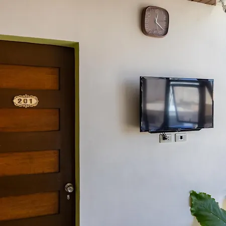 Kayong'S Inn-3
