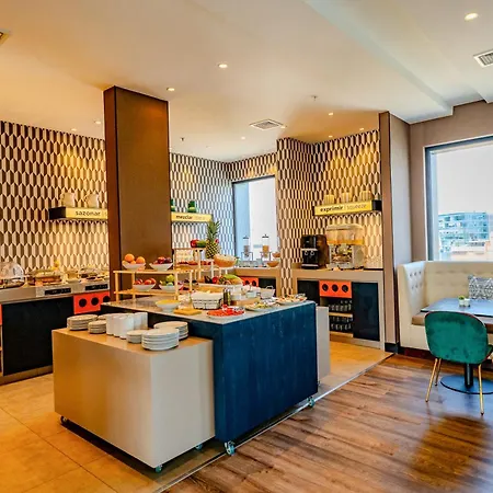 Hampton By Hilton Santiago Las Condes-3