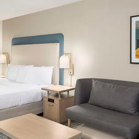Homewood Suites Miami Airport/Blue Lagoon-2