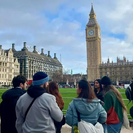 Urbany Hostel London 18-40 Years Old-2