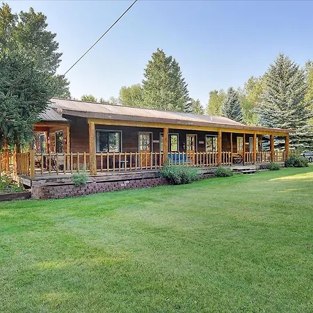 Vista Court Cabins & Lodge-2
