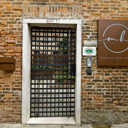 Maison Boutique Al Redentore-3