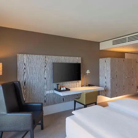 Doubletree By Hilton Vienna Schonbrunn-2