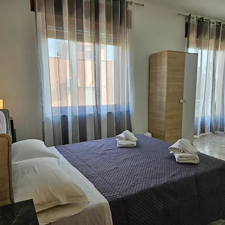 Porta Messina Rooms-2