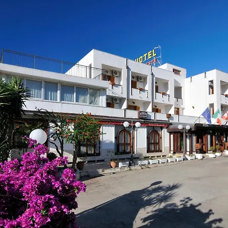 Hotel Apeneste-2
