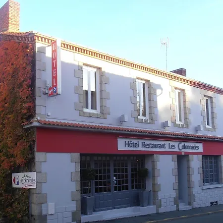 Hôtel-restaurant Les Colonnades-2
