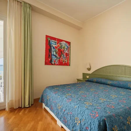Hotel Scogliera-3