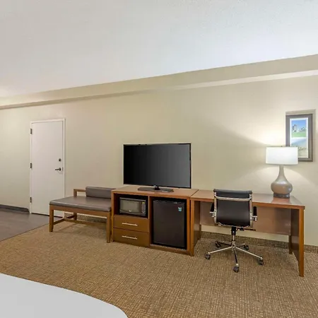 Comfort Inn Meridian - Bonita Lakes-3