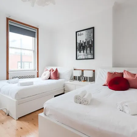 Chelsea Rooms-2