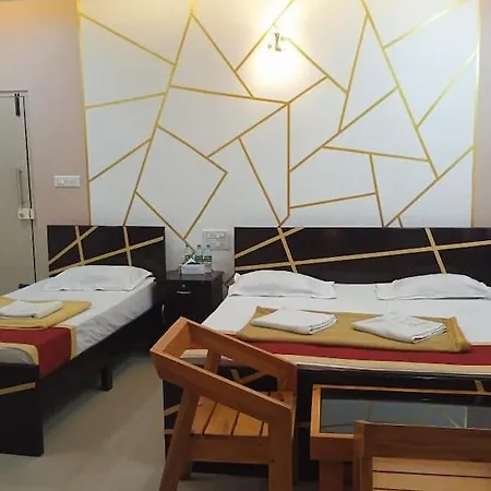 Royal Comfort Inn-3