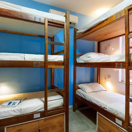 Bamboo Rio Hostel-3