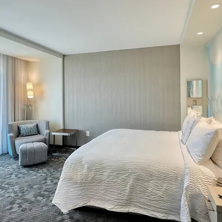 Courtyard By Marriott North Brunswick-3