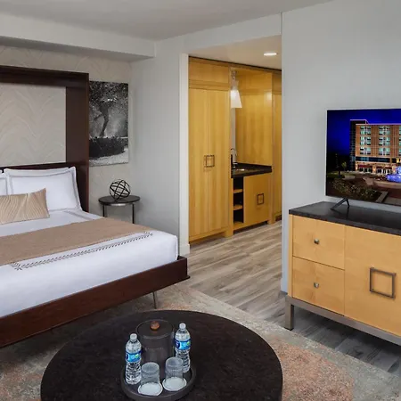 The Hotel At Arundel Preserve-3
