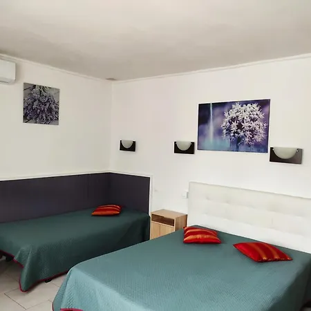 Hôtel le Calypso-2